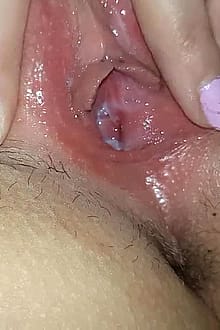 Showing You My Tight Pussy Gape'