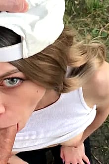Teen Gives A Blowjob In The Park And He Cums In Her Mouth'