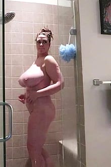 Full Frontal In The Shower'