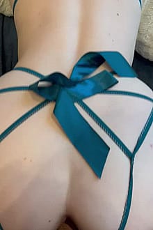 Fuckdoll Wrapped In A Bow'