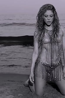 Shakira Will Make You Throb'