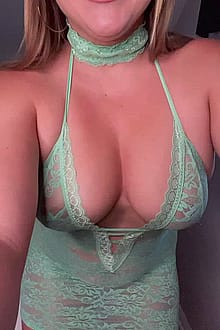 Natural DD Milf Titties In Your Face!'