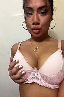 Big Arab Tits And A Cute 19yo Teen Face What More Do U Need'