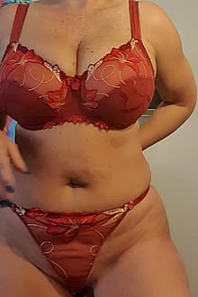 Having A Bit Of Boobie Fun In My Red Bra And Panties Xx 54yo ???'